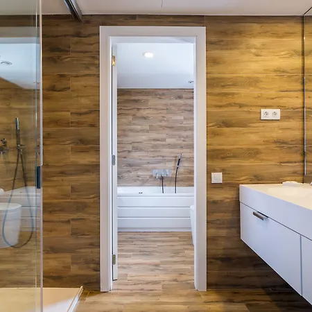 Mate Pau, 3* Barselona