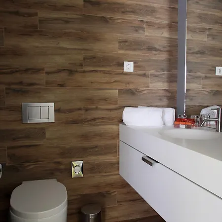 Otel Mate Pau, Barselona