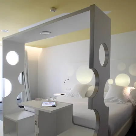 酒店 Mate Pau, 巴塞罗那